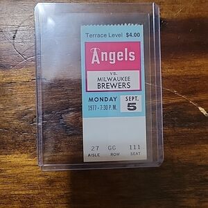 9/5/1977 California Angels Milwaukee Brewers baseball ticket stub Bando Lezcano